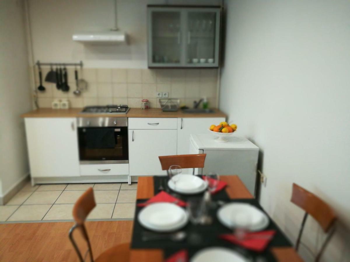 Apartman Sara Zagreb Bagian luar foto