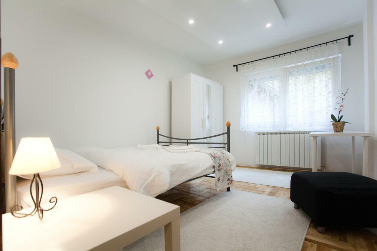 Apartman Sara Zagreb Bagian luar foto